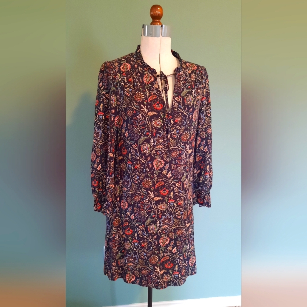 Floral tie neck dress